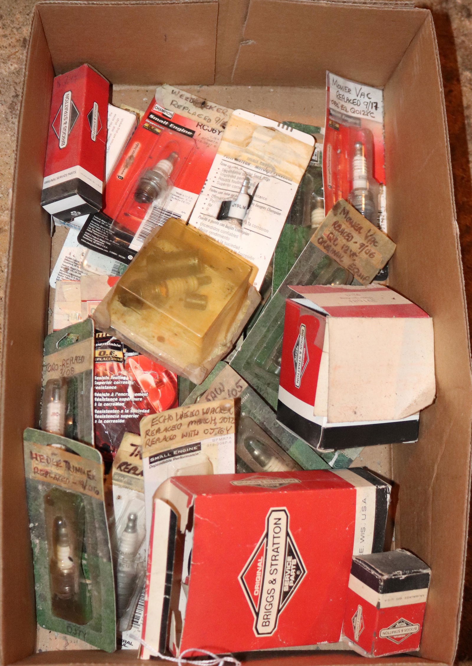 SPARK PLUG LOT (1 of 1)