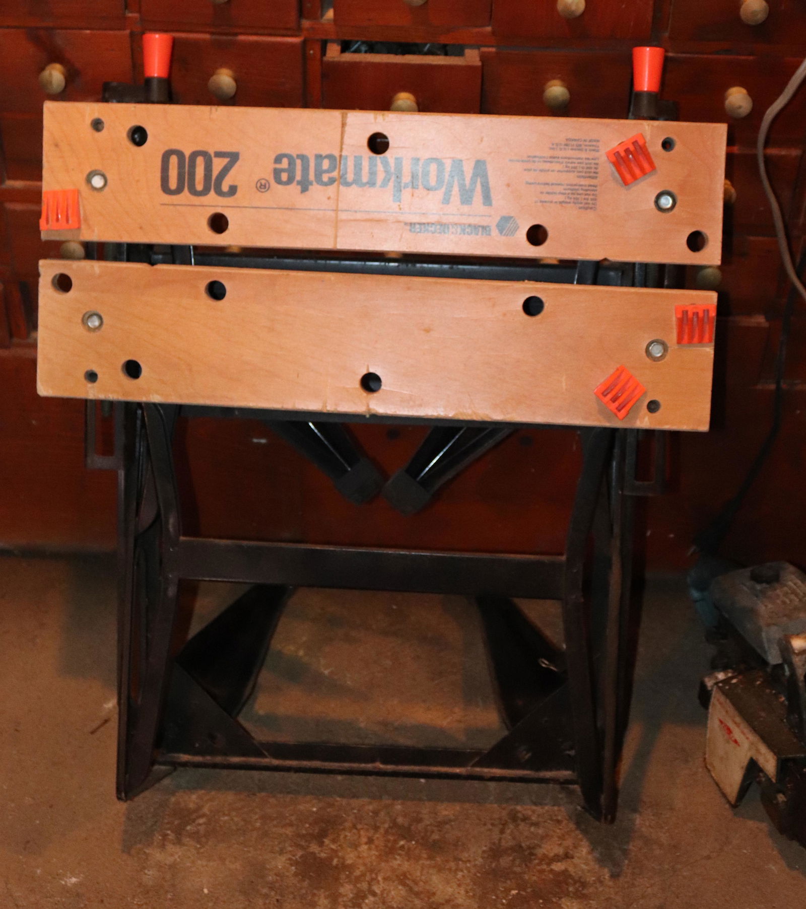 FOLDING WORK TABLE (1 of 1)