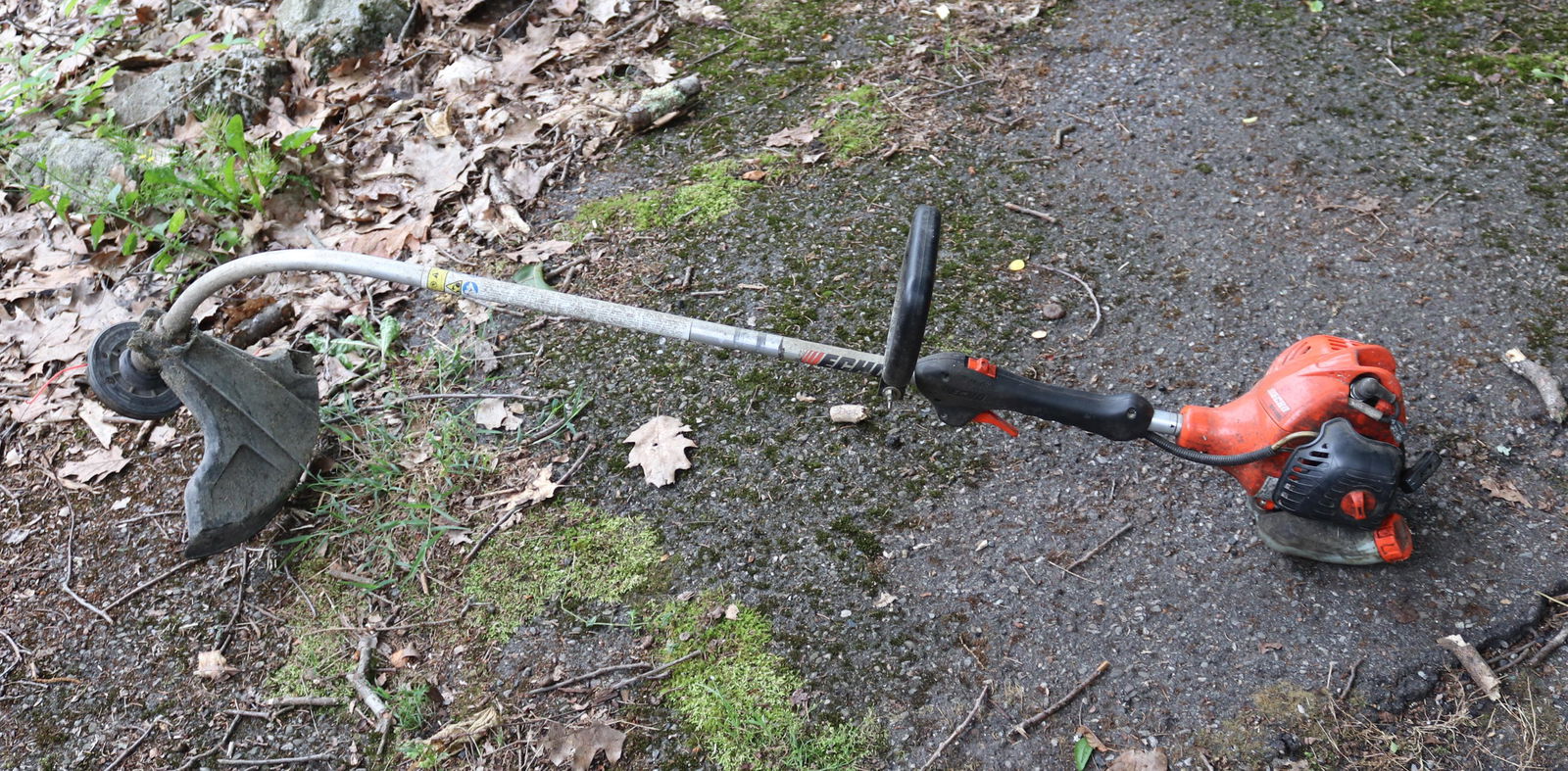 ECHO WEED WACKER (1 of 3)