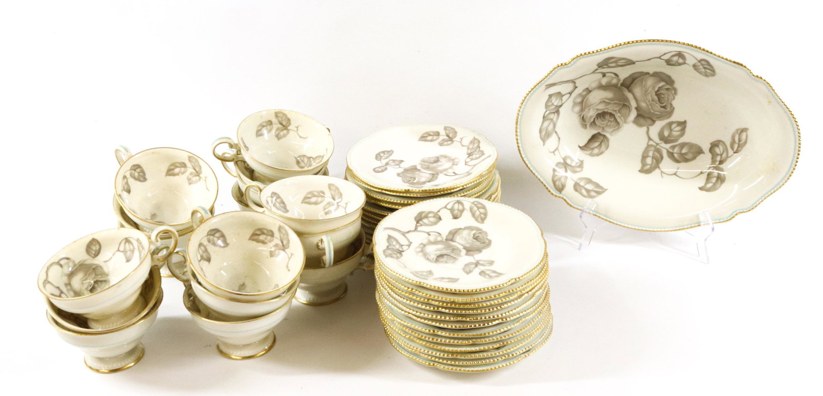 CASTLETON GLORIA CUPS AND SAUCERS (1 of 3)