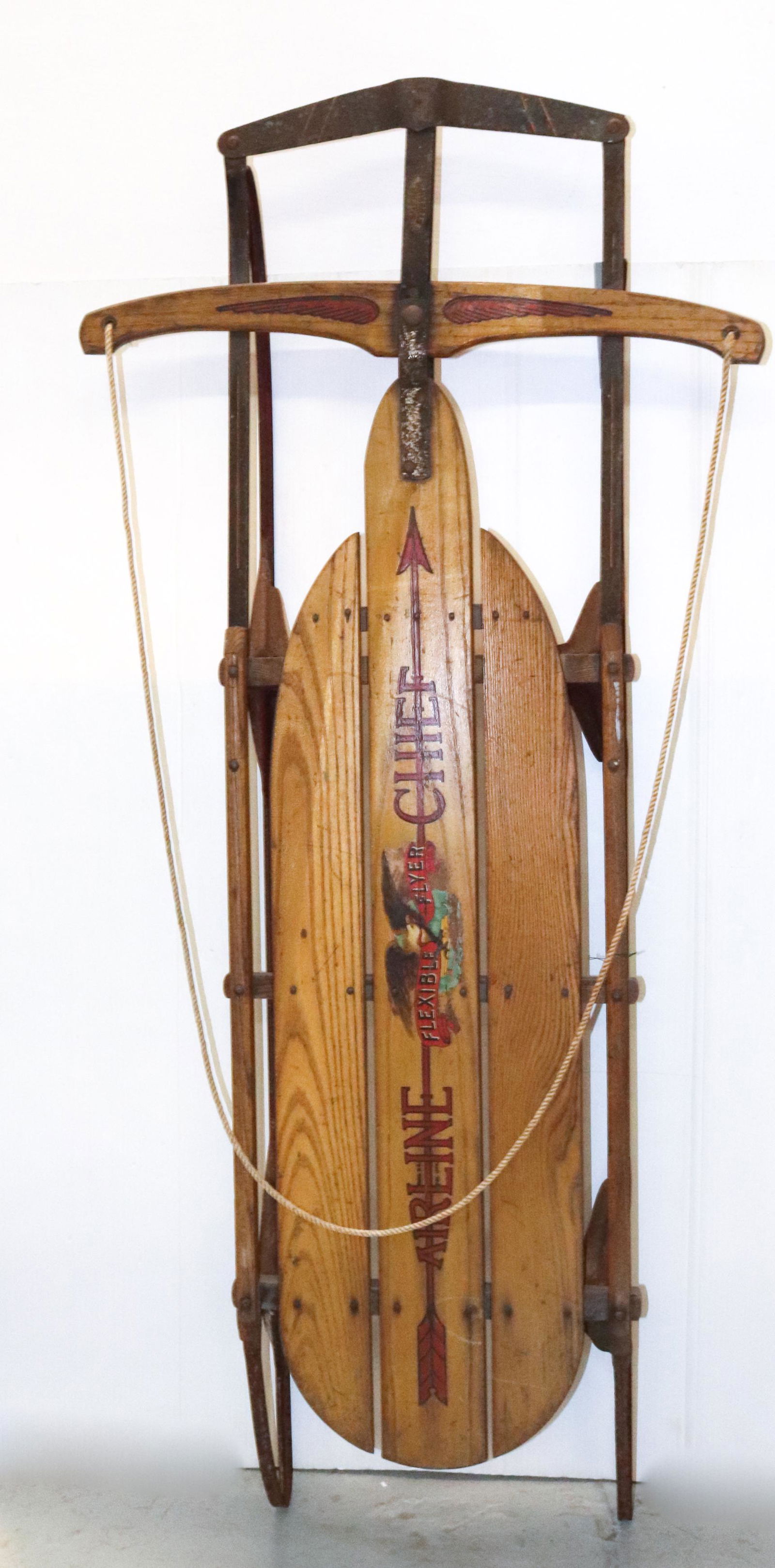 VINTAGE FLEXIBLE FLYER SLED (1 of 4)