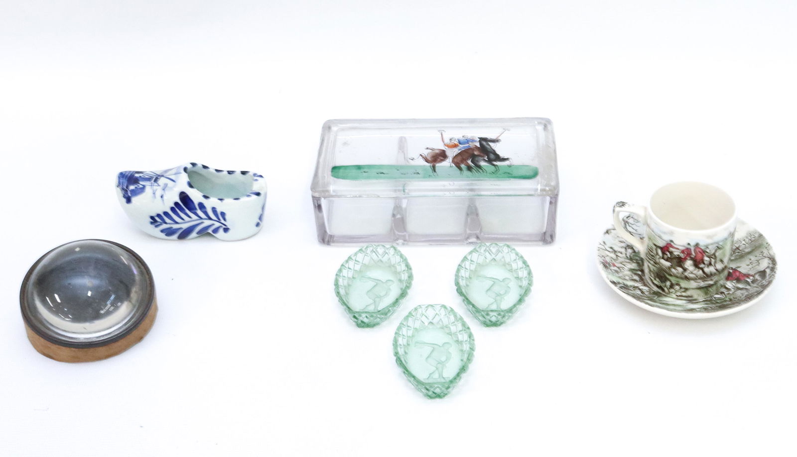 ANTIQUE SMALLS AND GLASSWARE LOT (1 of 5)