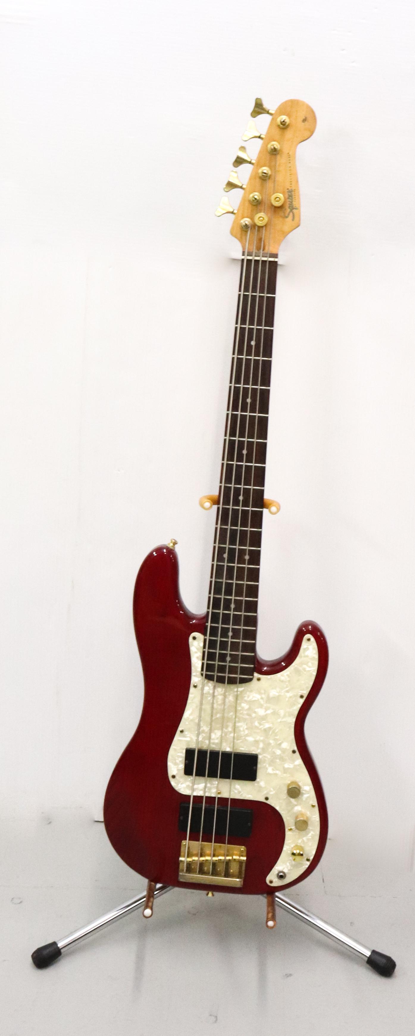 FENDER BASS GUITAR (1 of 4)