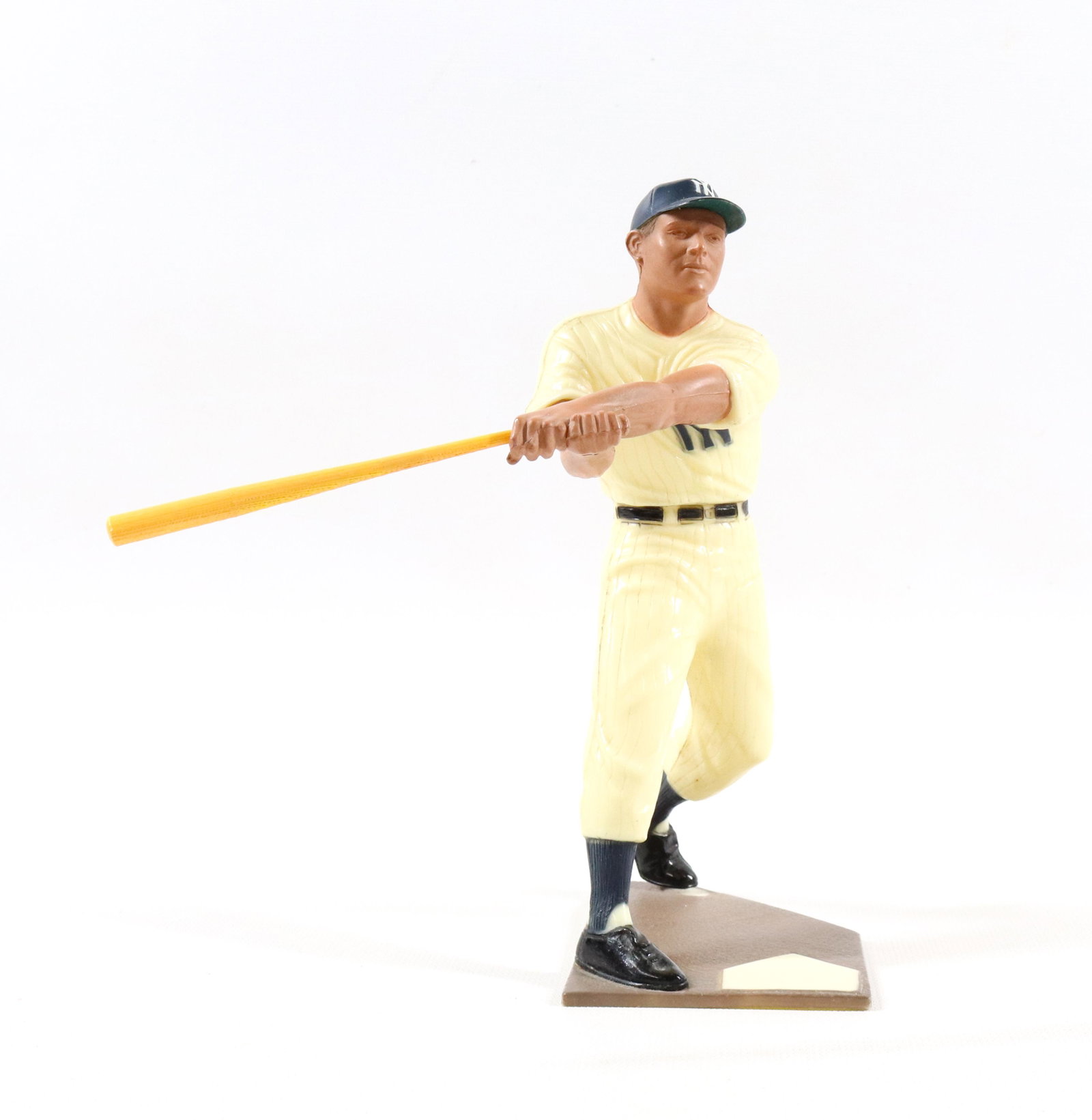 VINTAGE ROGER MARIS HARTLAND FIGURE: MOLDED PLASTIC FIGURE OF ROGER MARIS SWINGING BAT AT HOME PLATE - COPYRIGHT HARTLAND PLASTICS. INC 7 5/8" H