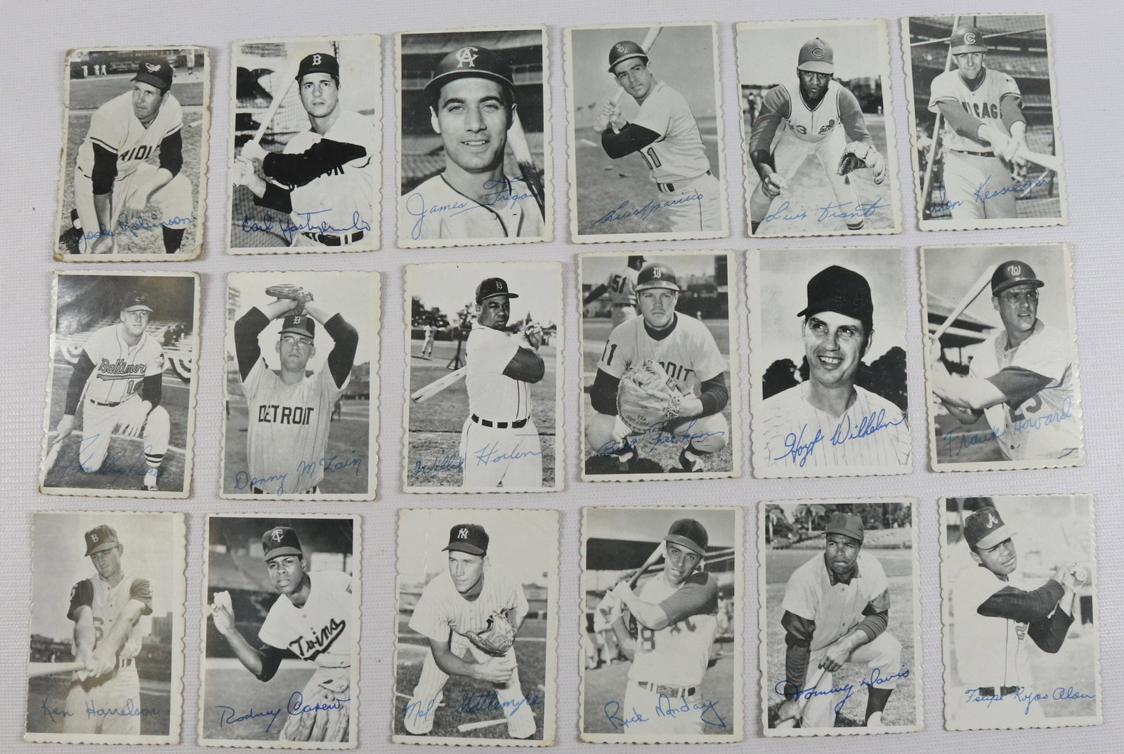 SET OF (33) TOPPS DECKLE EDGE BASEBALL CARDS (1 of 4)