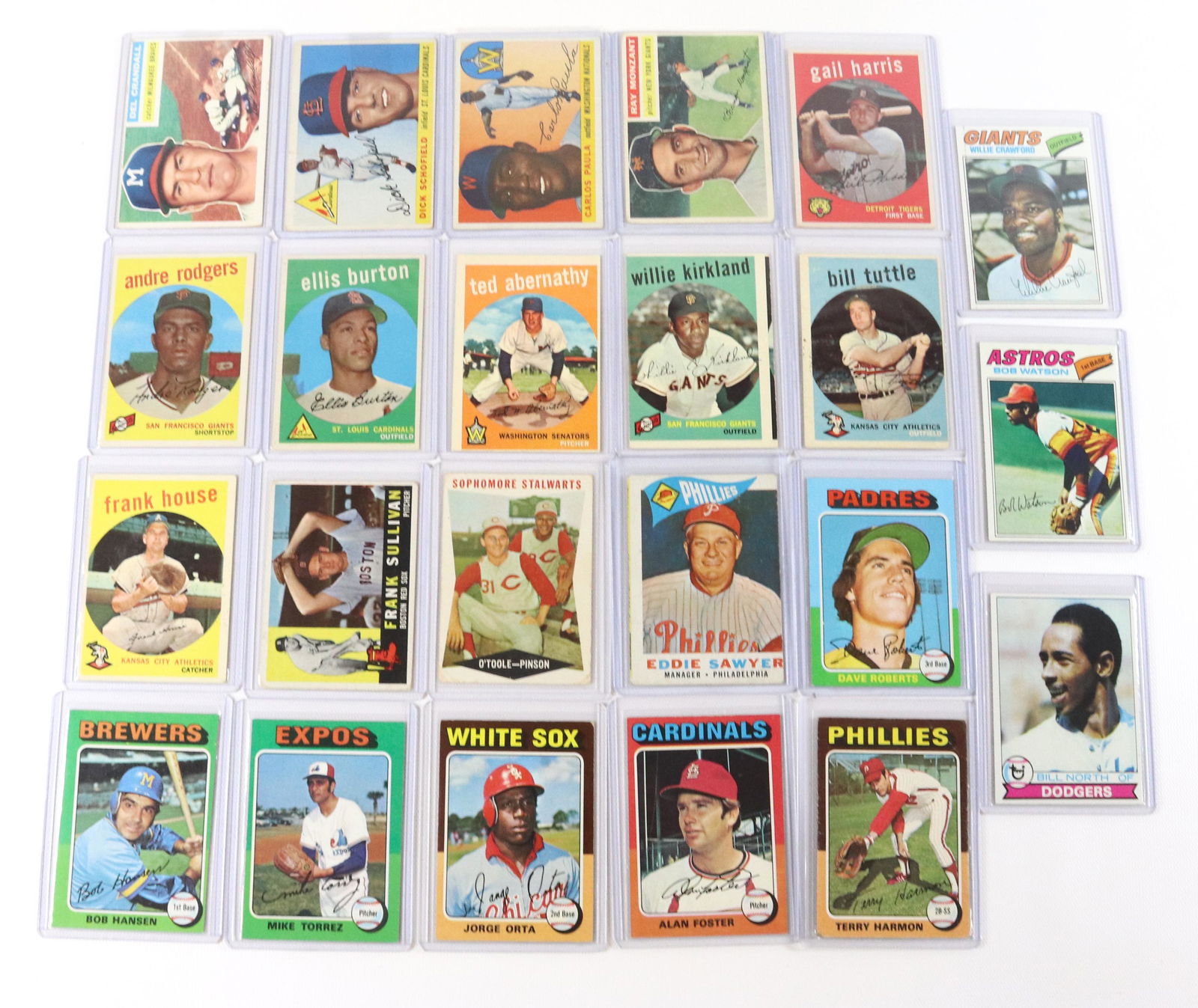 VINTAGE TOPPS BASEBALL CARD LOT (1 of 4)