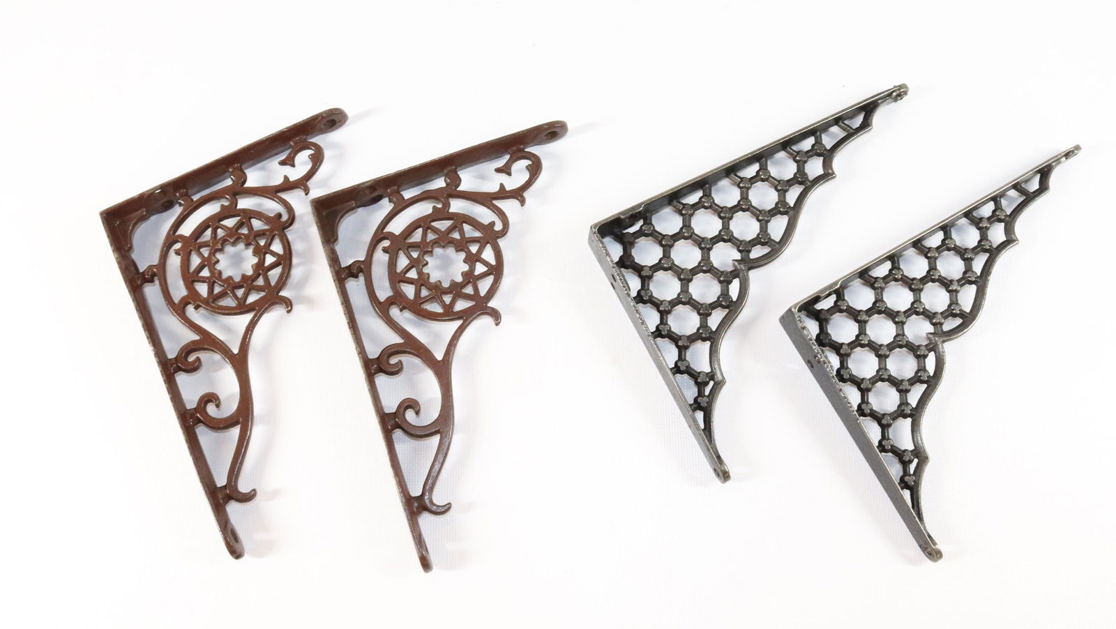 VICTORIAN SHELF BRACKET LOT: (2) PAIR OF CAST IRON BRACKETS - PAINTED BROWN AND BLACK Dimensions BROWN 5" X 7" - BLACK 5" X 7" PLEASE READ BEFORE BIDDING – PICKUP FOR THIS AUCTION WILL NOT BE UNTIL THE WEEK OF OCTOBER 25TH.