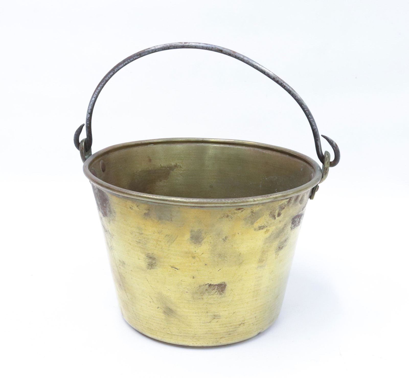SMALL ANTIQUE BRASS BUCKET (1 of 3)
