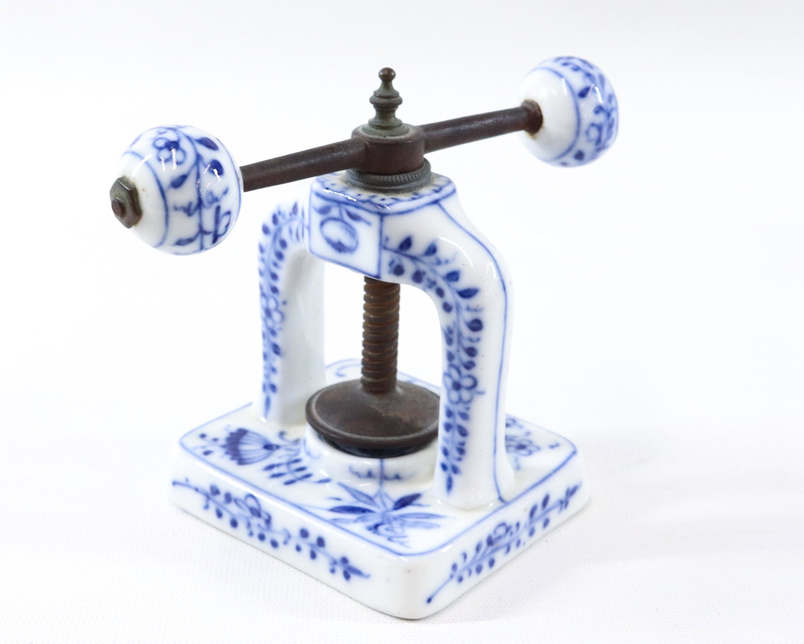 MEISSEN BLUE ONION PORCELAIN NUTCRACKER: IRON AND PORCELAIN. UNMARKED Dimensions 4 1/2" X 6" PLEASE READ BEFORE BIDDING – PICKUP FOR THIS AUCTION WILL NOT BE UNTIL THE WEEK OF OCTOBER 25TH. PICK-UP WILL BE FROM 9:00AM TILL 4:00PM ̵