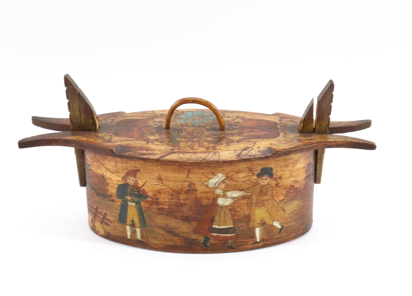 PAINT DECORATED SCANDINAVIAN BOX: OVAL BOX WITH LIFT-OFF LID. TULIP, FLOWER, HEART AND CHILDREN DANCING MOTIF Dimensions 4 1/2" X 9" TOTAL SIZE PLEASE READ BEFORE BIDDING – PICKUP FOR THIS AUCTION WILL NOT BE UNTIL THE WEEK OF O