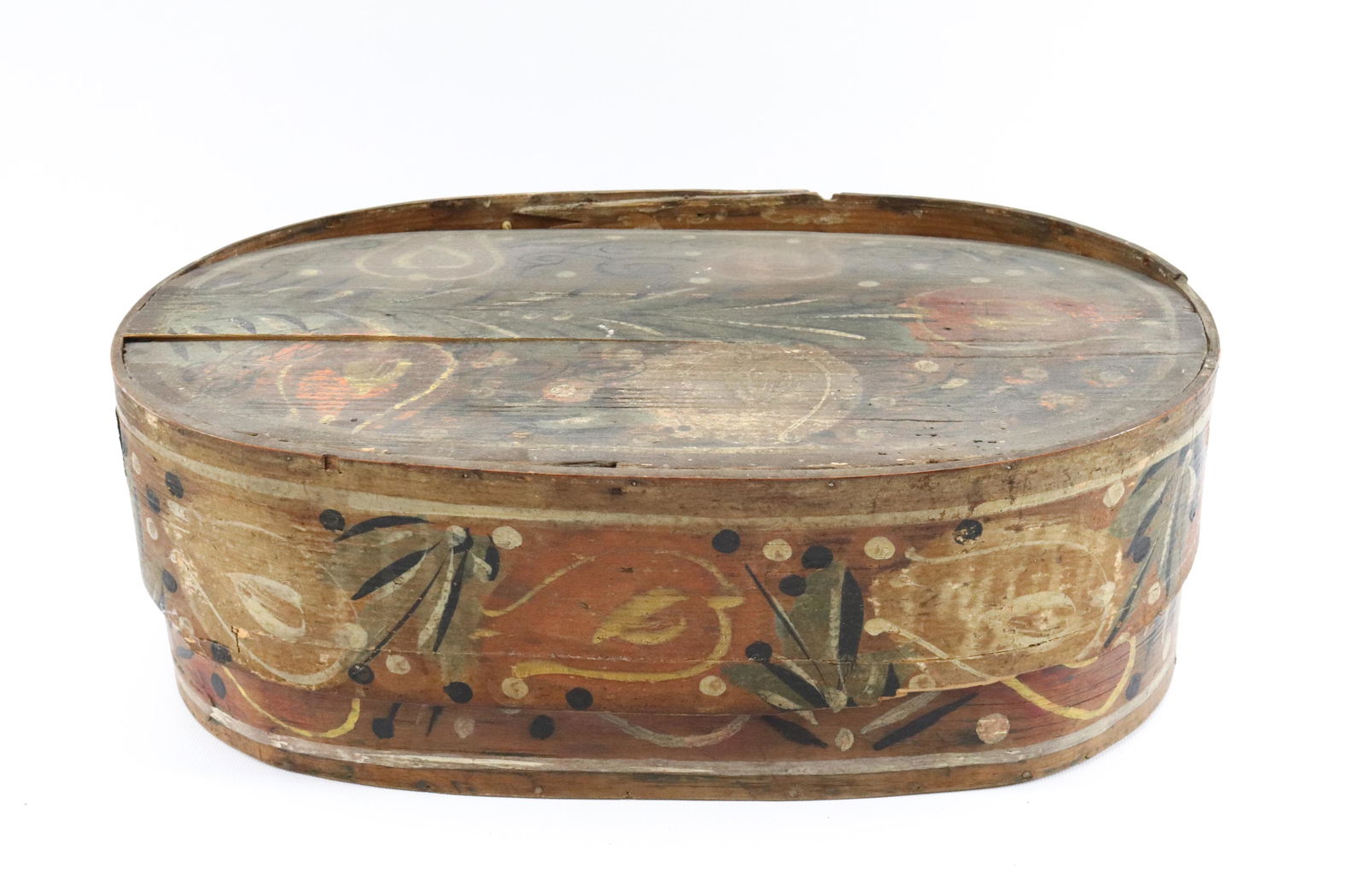 PAINTED WOODEN BAND BOX (1 of 5)