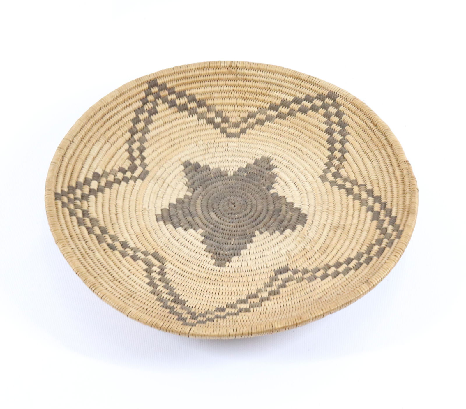 NATIVE AMERICAN COILED BASKET (1 of 2)