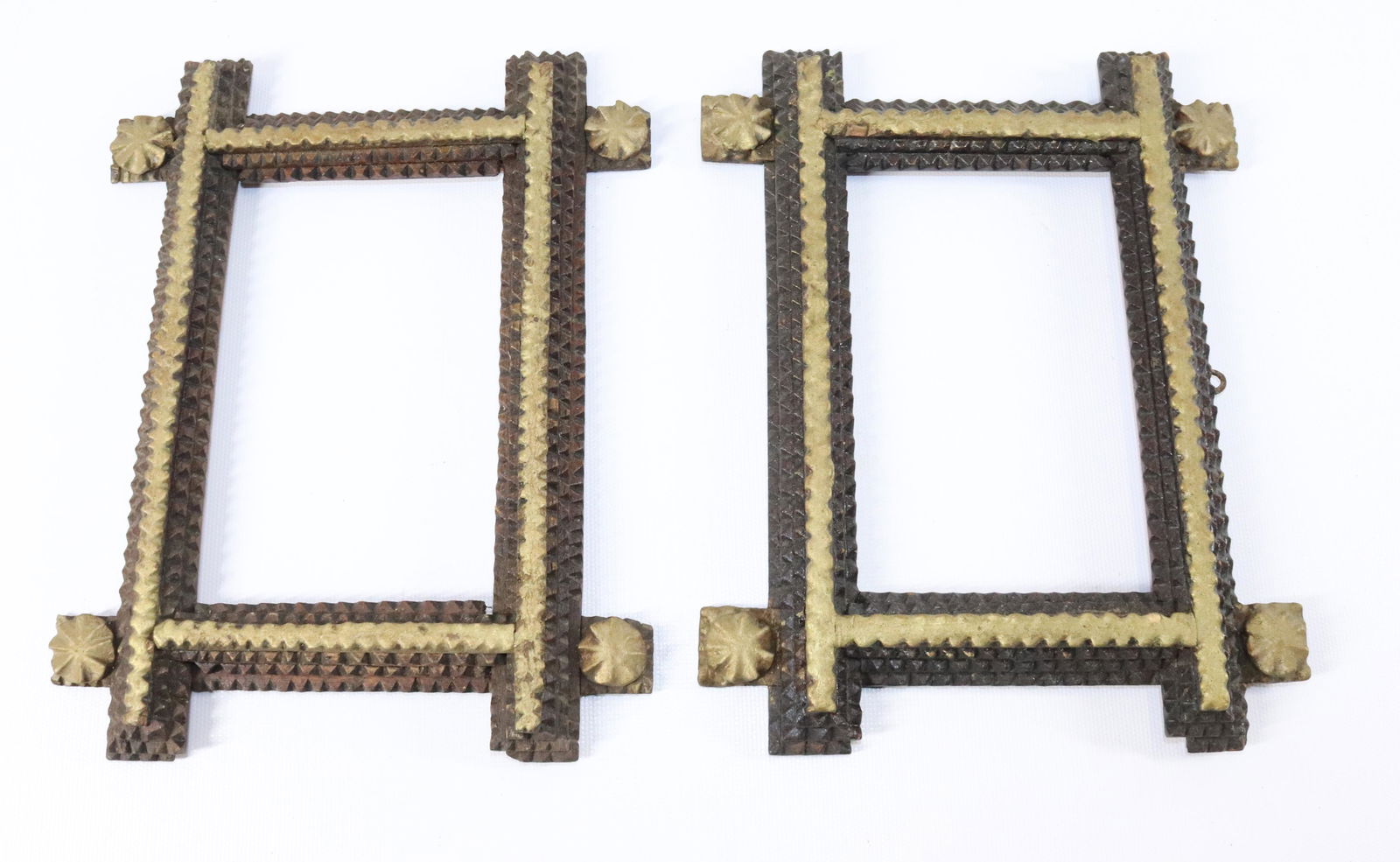 PAIR OF TRAMP ART FRAMES (1 of 2)