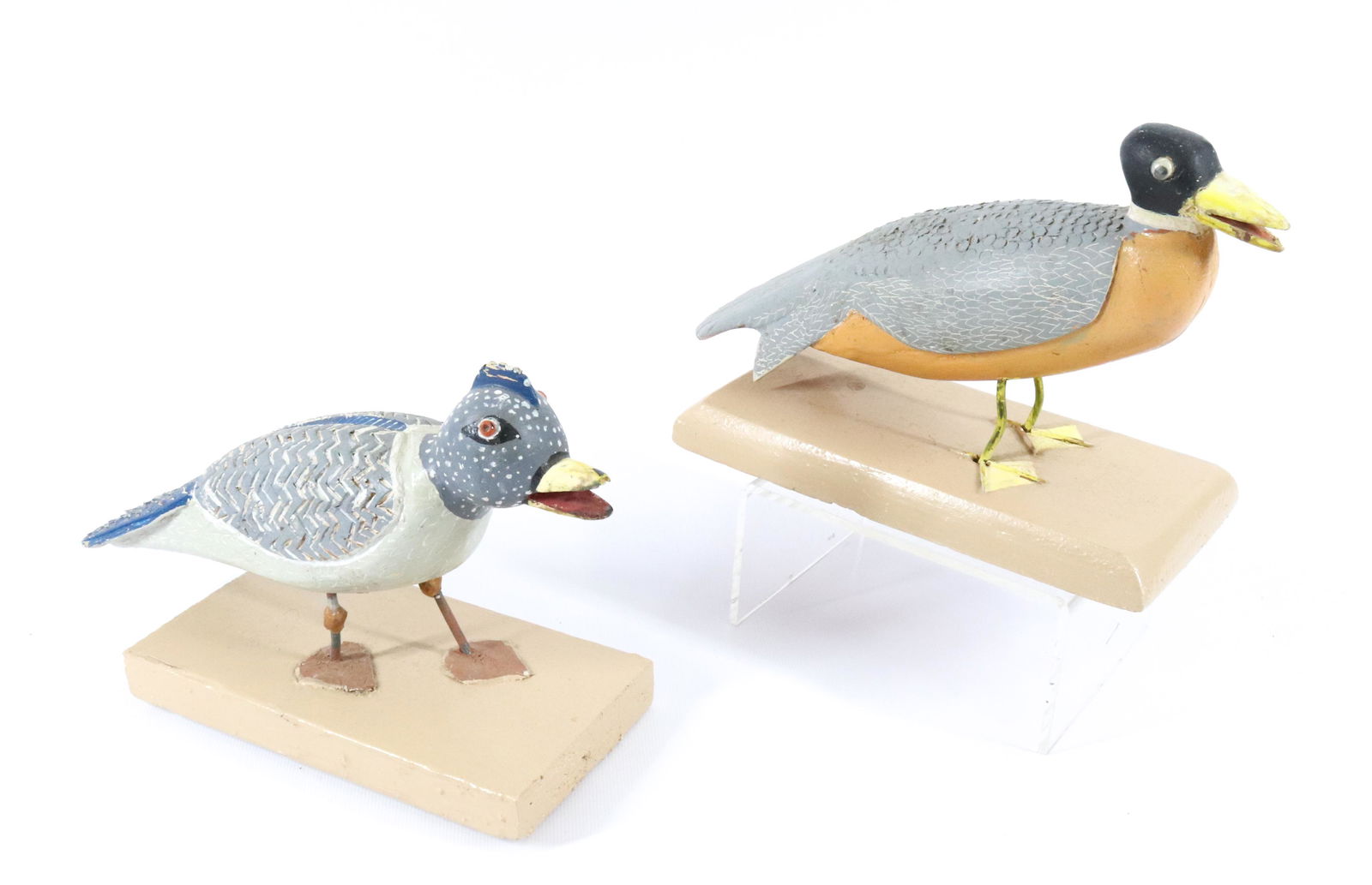 (2) FOLK ART CARVED BIRDS (1 of 4)