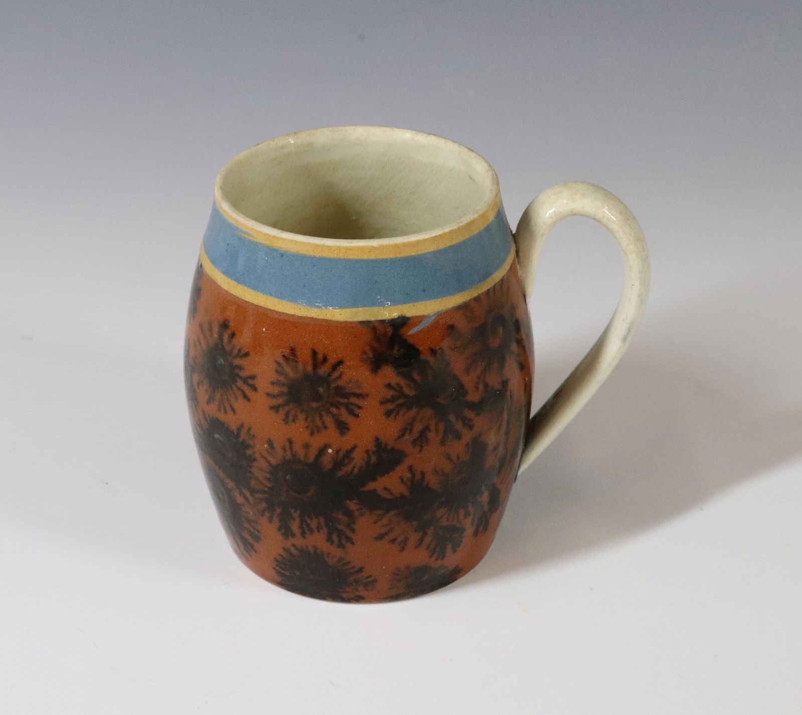 SMALL MOCHAWARE DECORATED MUG (1 of 5)