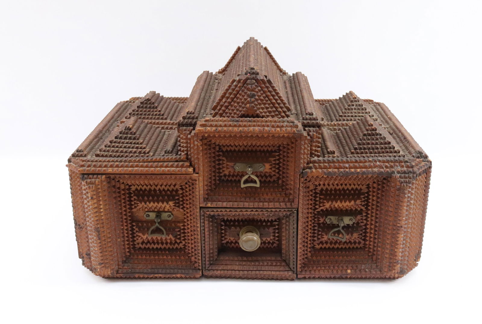 FOLK ART CHIP CARVED DRAWER DESK BOX (1 of 6)