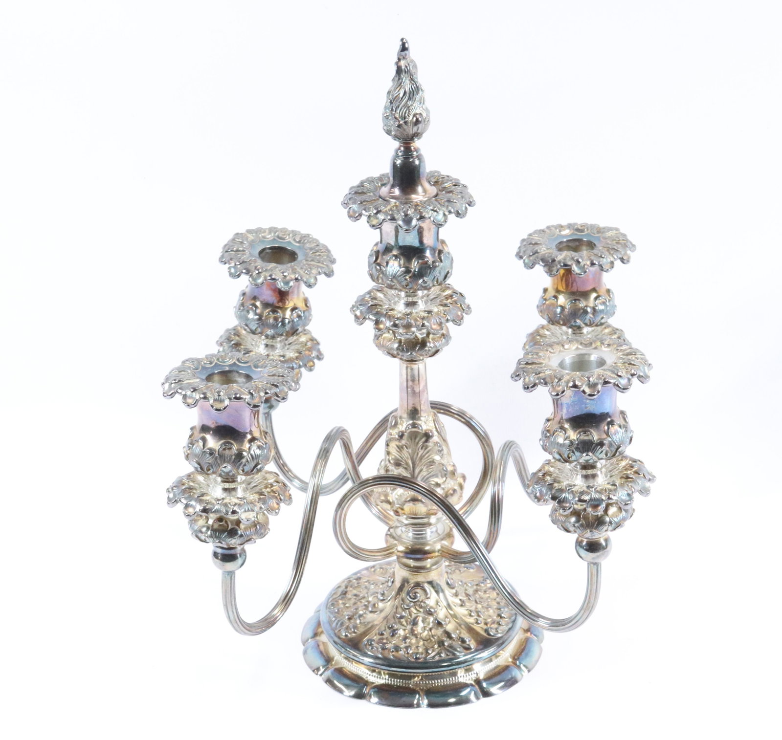 WILCOX SILVER PLATE CANDELABRA: (5) LIGHT COMPLETE WITH DETACHABLE BOBECHE AND CENTER FLAME SIZE: 11" PLEASE READ BEFORE BIDDING – PICKUP FOR THIS AUCTION WILL NOT BE UNTIL THE WEEK OF OCTOBER 25TH. PICK-UP WILL BE FROM 9:00AM TIL