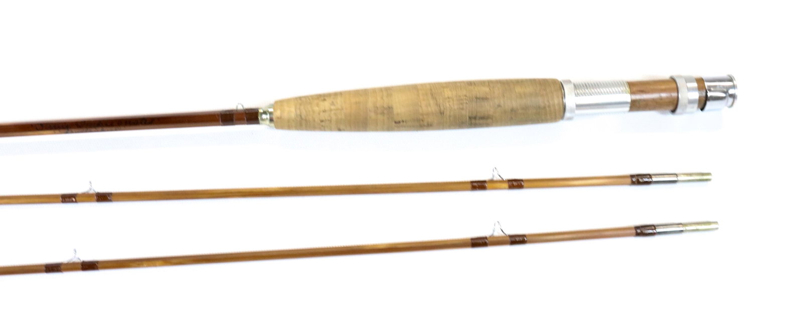 ORVIS BAMBOO FLY ROD: ORVIS IMPREGNATED BATTENKILL ROD, 8', AND 4 3/8 OZ - (3) TOTAL PIECES - WITH CASE SIZE: 8'