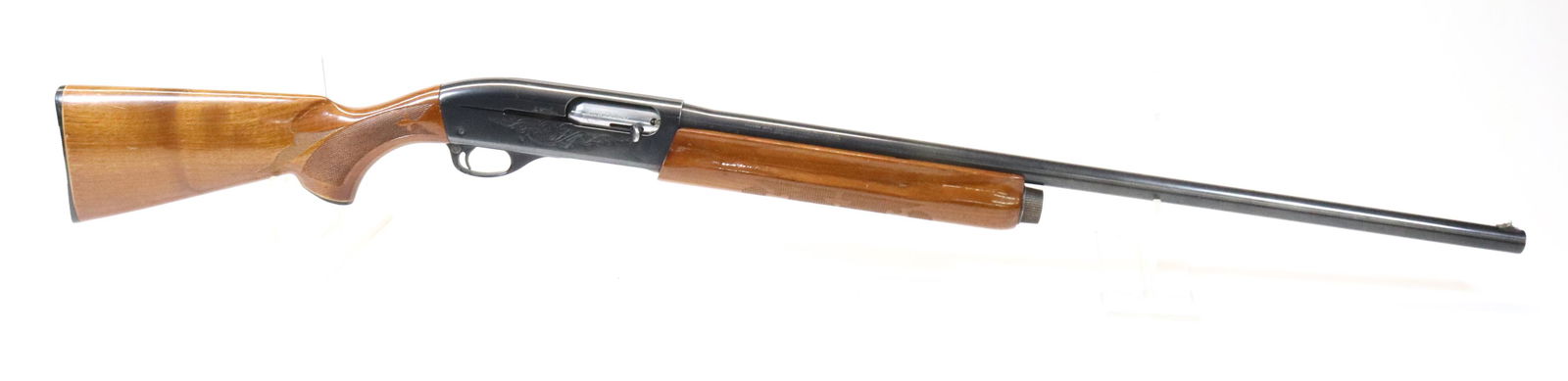 REMINGTON MODEL 1100: 12GA 2 3/4" - SERIAL# L305123V SIZE: 28" BARREL REGISTRATION: THIS FIREARM IS REQUIRED TO BE REGISTERED. WE WILL NEED A COPY OF YOUR FFL OR 3RD PARTY YOU WISH TO USE TO TRANSFER. A $20 REGISTRATION FE