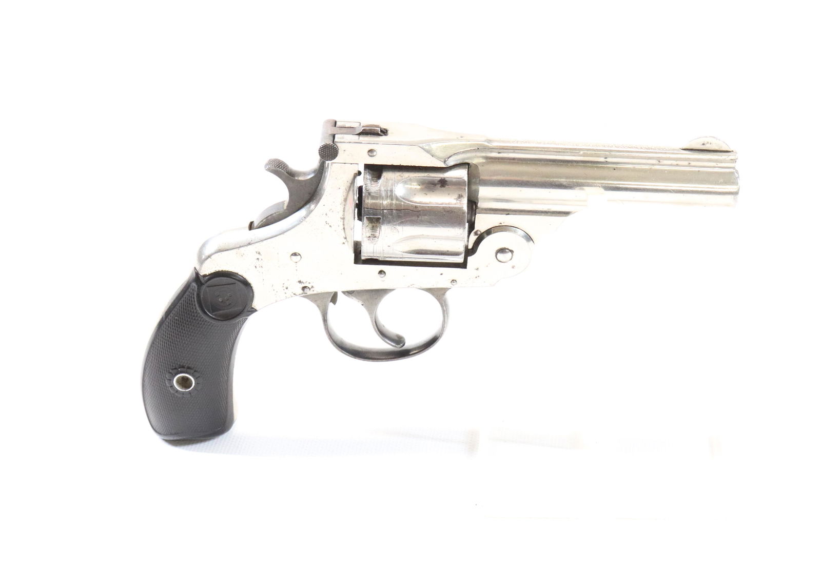 HARRINGTON AND RICHARDSON TOP BREAK REVOLVER: .32 CAL - SERIAL# 558 - 3 1/4" BARREL - 1896 PATENT DATE REGISTRATION: ANTIQUE OR BLACK POWDER, DOES NOT NEED TO BE REGISTERED