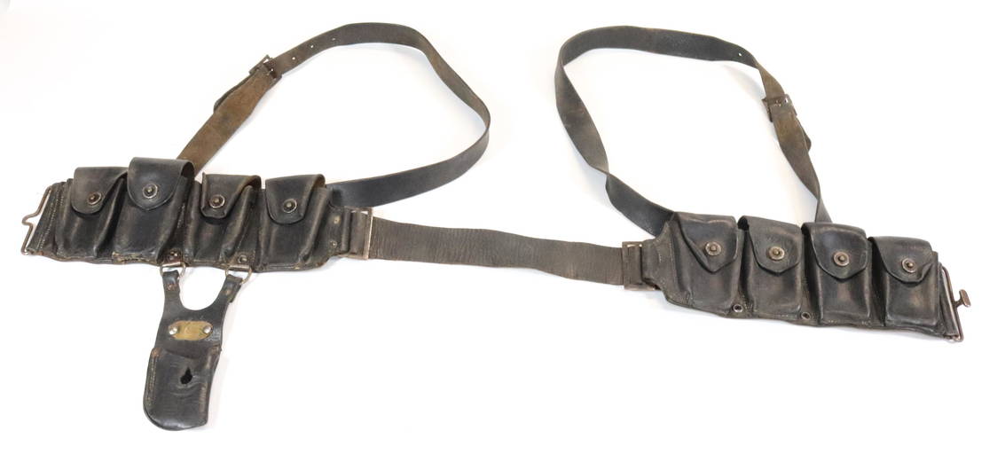 VINTAGE LEATHER AMMO BELT WITH SHEATH Nov 19, 2021 Hartzell's Auction Gallery, Inc. in PA