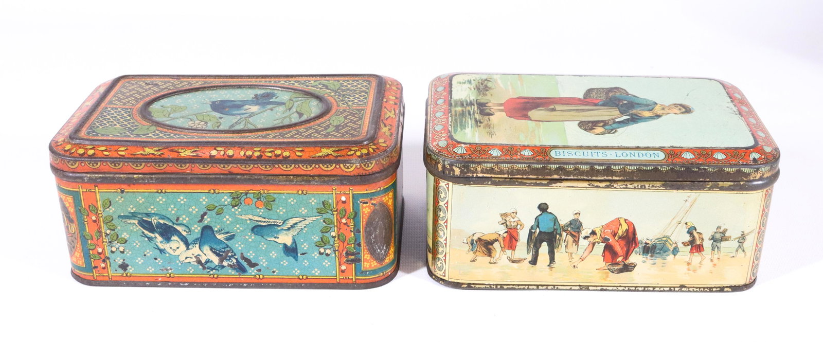 (2) PEEK, FREAN & CO. TIN LITHO BISCUIT TINS (1 of 5)