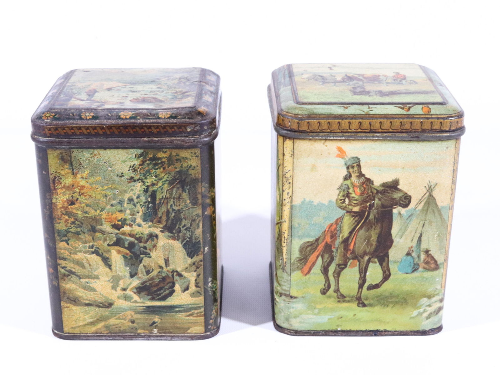 (2) CARR & CO. TIN LITHO BISCUIT TINS (1 of 7)