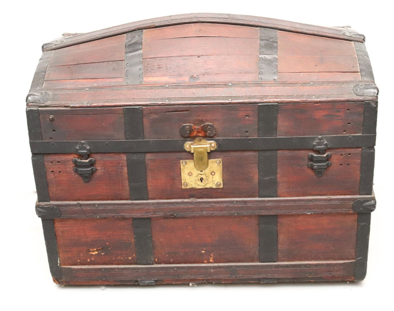 WOODEN HUMPBACK TRUNK (1 of 6)