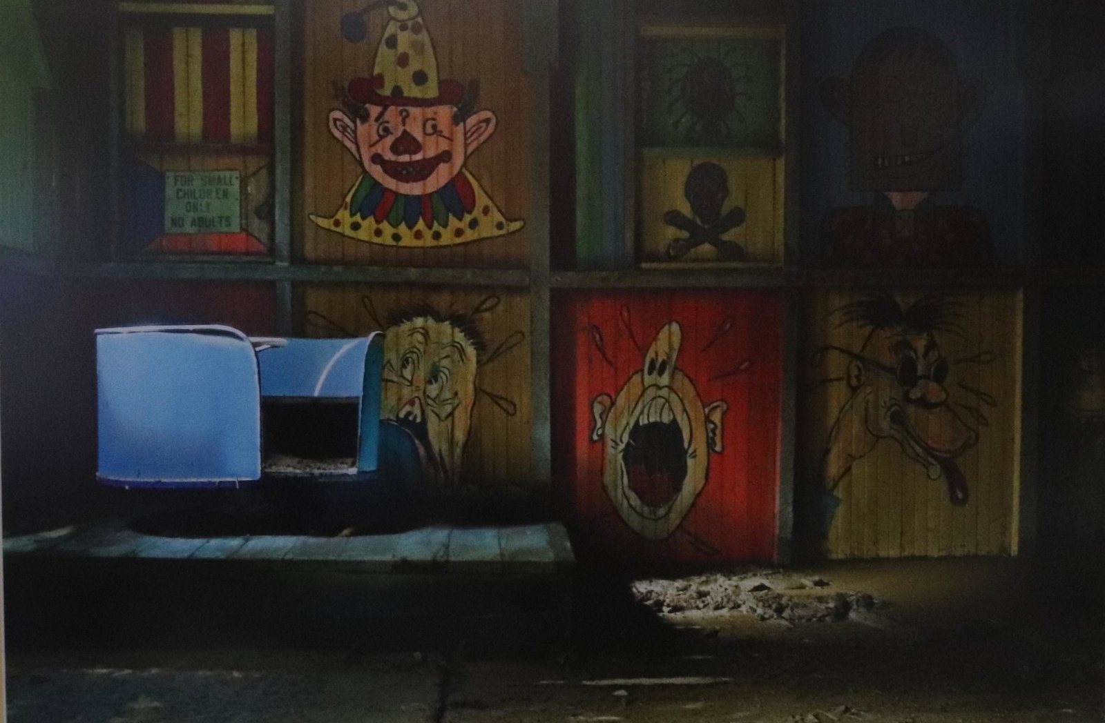 DAVID SESTAK FRAMED PHOTOGRAPH (1 of 4)