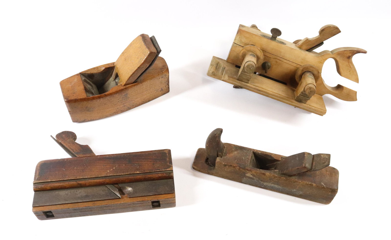 (2) VINTAGE WOODEN PLANES (1 of 3)