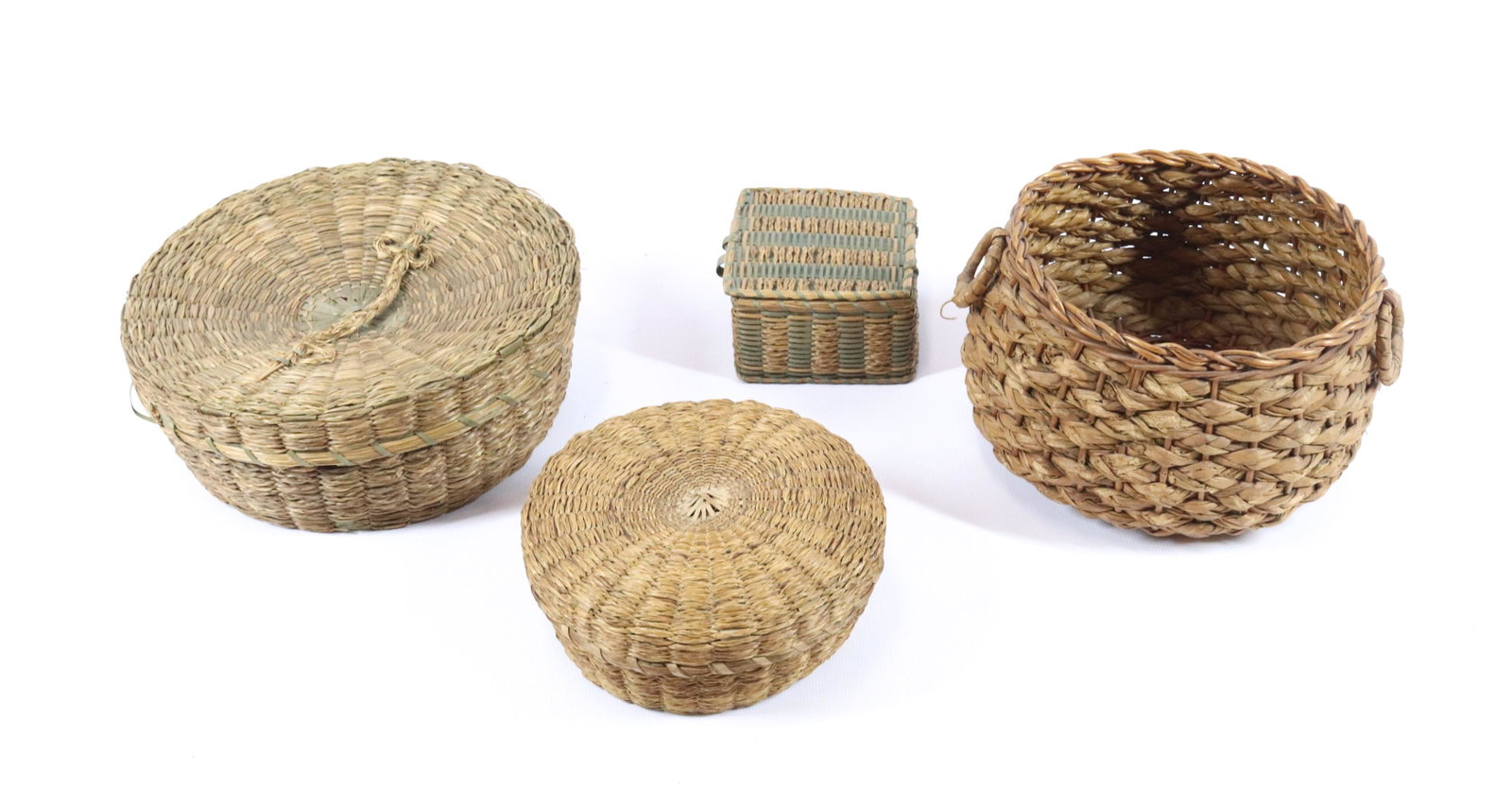 BOX LOT OF ATTIC FINDS: VARIOUS SEWING BASKETS. DIFFERENT SIZES AND SHAPES Dimensions: LARGEST 7 5/8" D Terms: Hartzell's Auction Gallery will handle most of the shipping in-house. WE do reserve the right to not ship some la