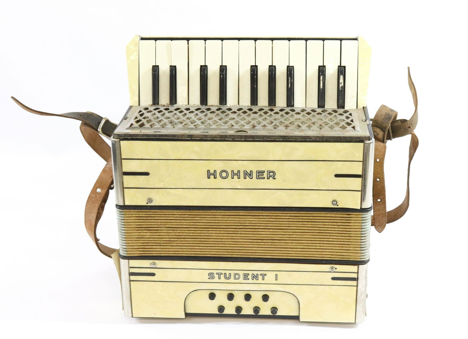 HOHNER ACCORDION (1 of 5)