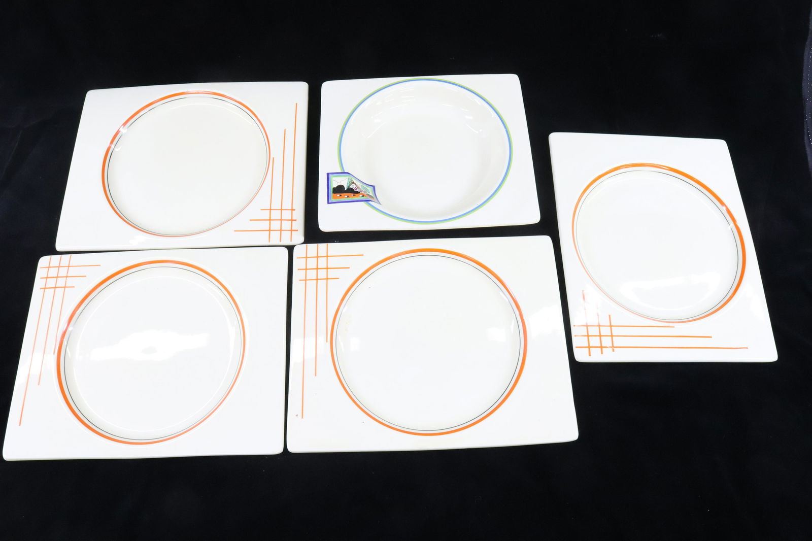 CLARICE CLIFF HAND PAINTED PLATE (1 of 3)