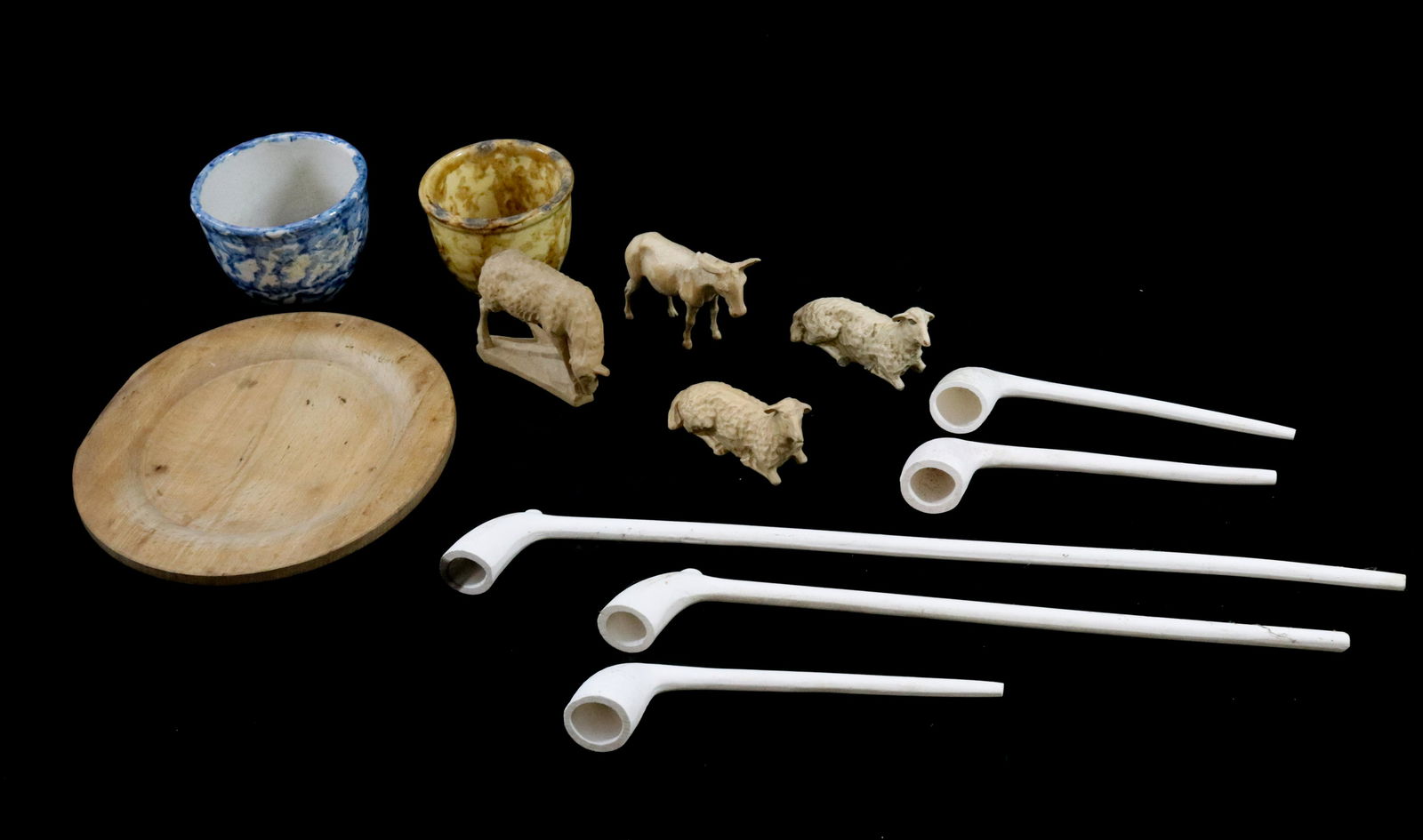 BOX LOT OF VINTAGE SMALLS (1 of 2)