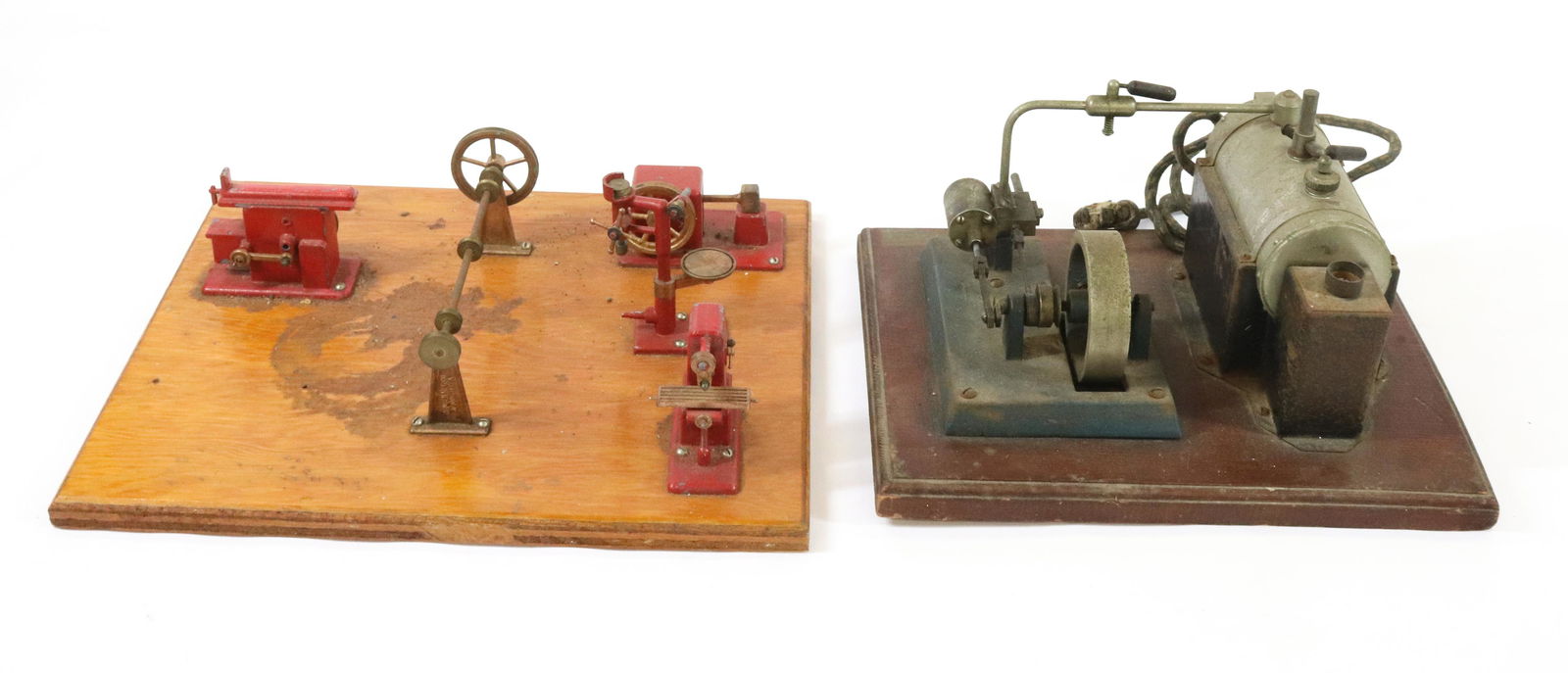 JENSEN STEAM ENGINE TOY, RIVET BOILER (1 of 5)