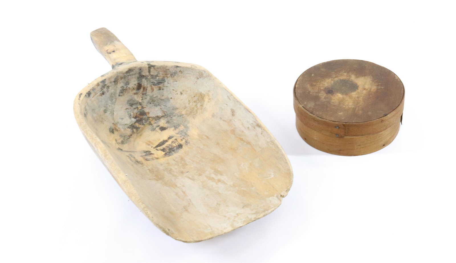 EARLY WOODEN SCOOP AND PANTRY BOX (1 of 4)