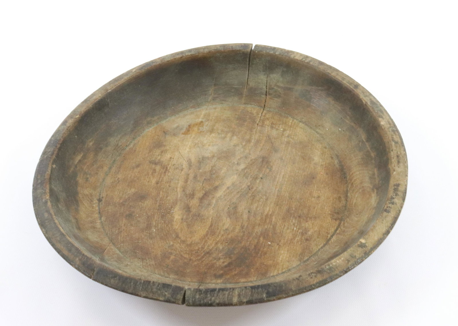 EARLY WOODEN PLATE (1 of 3)