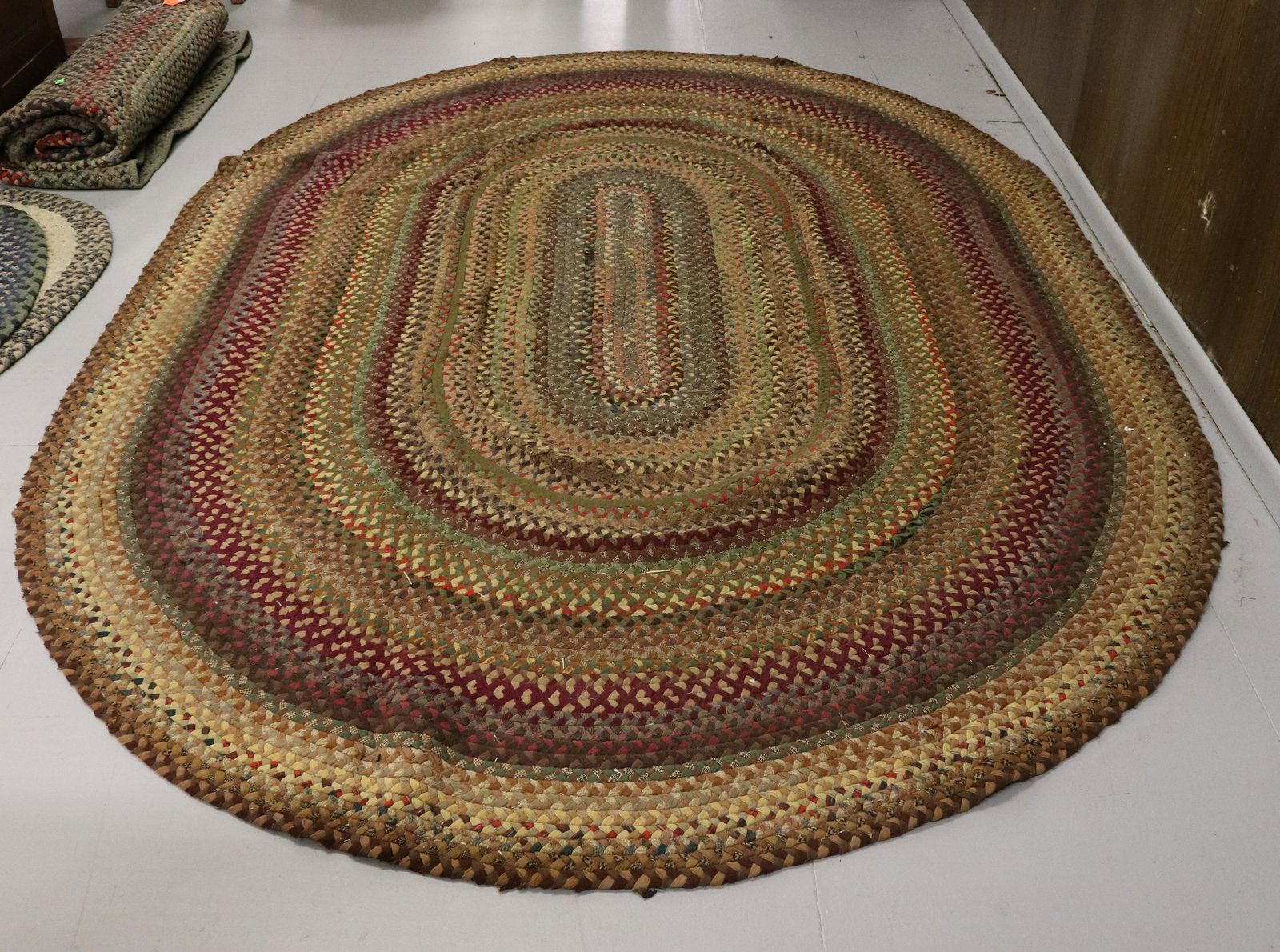VINTAGE BRAIDED RUG (1 of 5)