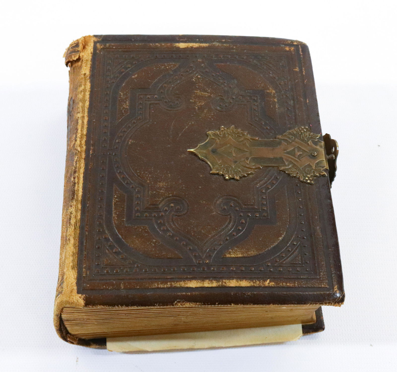 19TH CENTURY LEATHER BOUND PHOTO ALBUM (1 of 8)