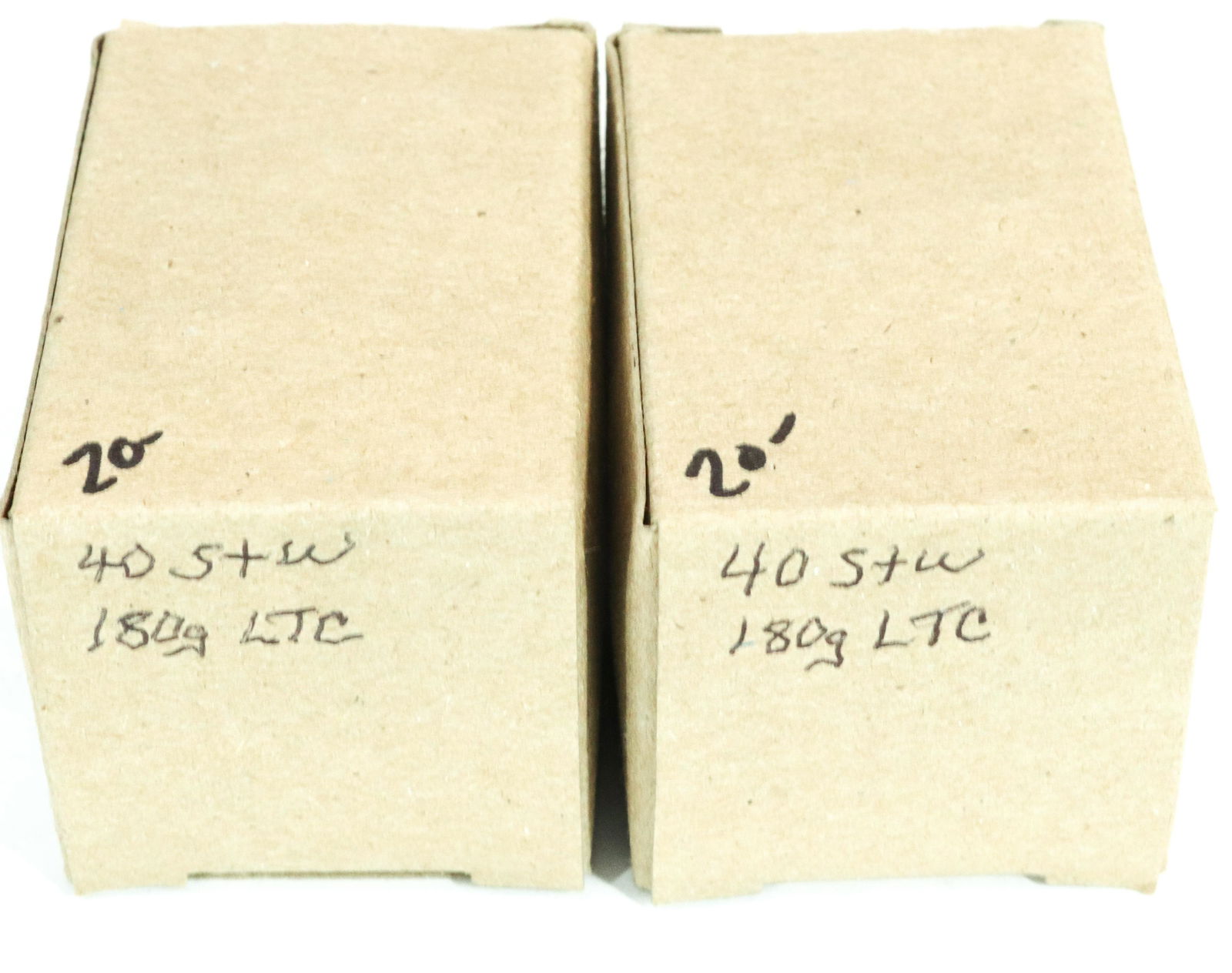 40 SMITH AND WESSON AMMO LOT: (2) BOXES OF 40 S&W 180GR LTC - 100 ROUNDS Terms: Ammo will be sold as is. This is a store close out Auction. Please see photos or call 610-588-5831 with any questions. Hartzell’s Auction Galler