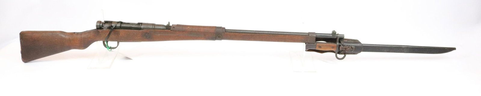 JAPANESE ARISAKA RIFLE: SERIAL# 55707 - WITH BAYONET AND SCABBARD - THIS GUN REQUIRES REGISTRATION Size: 26" BARREL Terms: Hartzell’s Auction Gallery will handle all Background Checks On-Site. Sunday April 3rd from 9:0