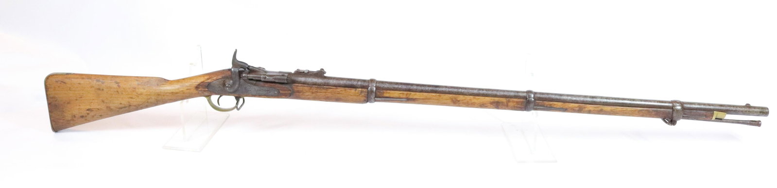 MIDDLE EASTERN BREECH LOAD RIFLE: .58 CAL WITH MIDDLE EASTERN SYMBOLS ON TRIGGER GUARD Size: 37" BARREL Terms: Hartzell’s Auction Gallery will handle all Background Checks On-Site. Sunday April 3rd from 9:00am till 2:00pm or Mon