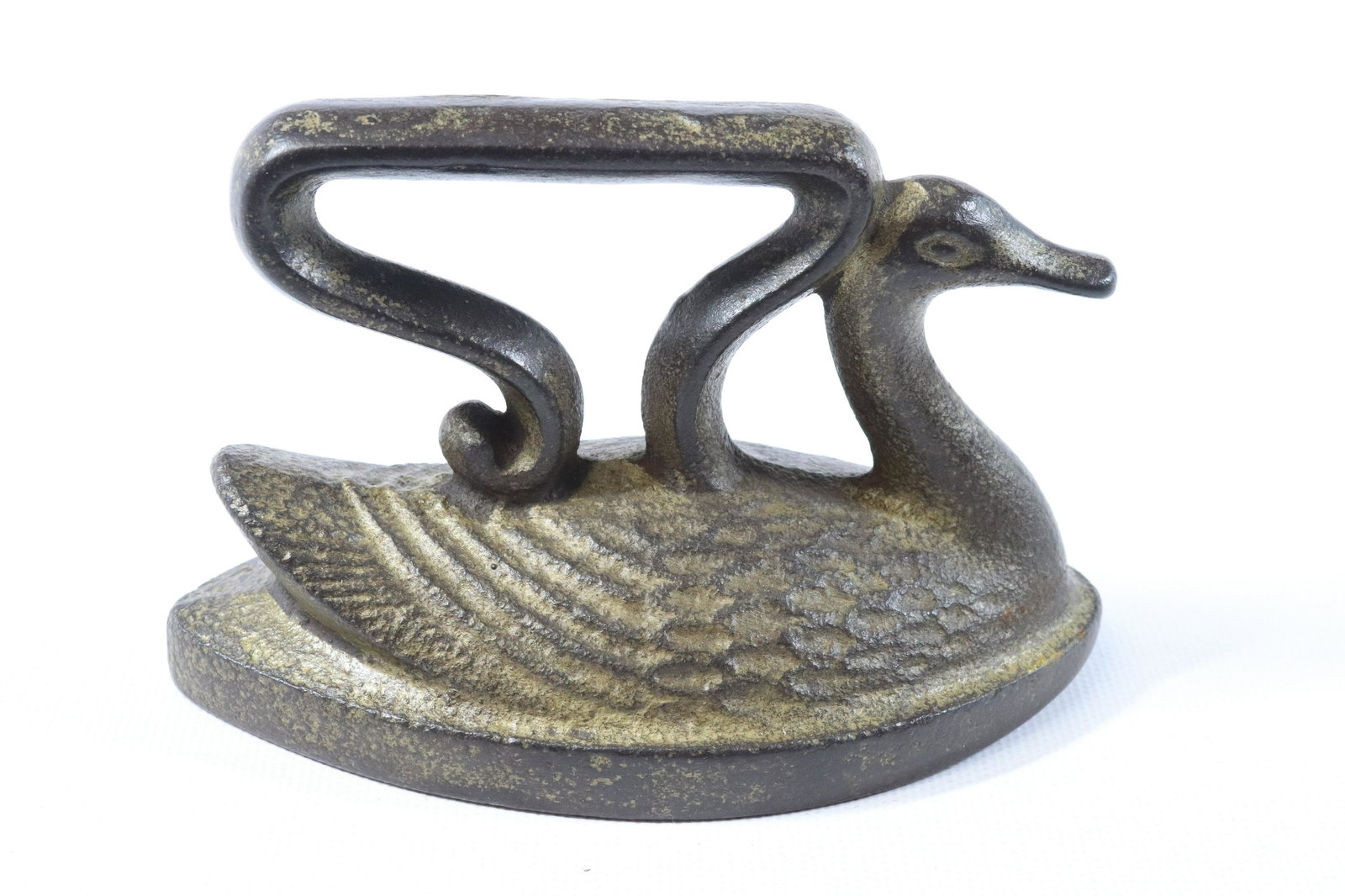 Sm. Size Swan Iron (1 of 4)