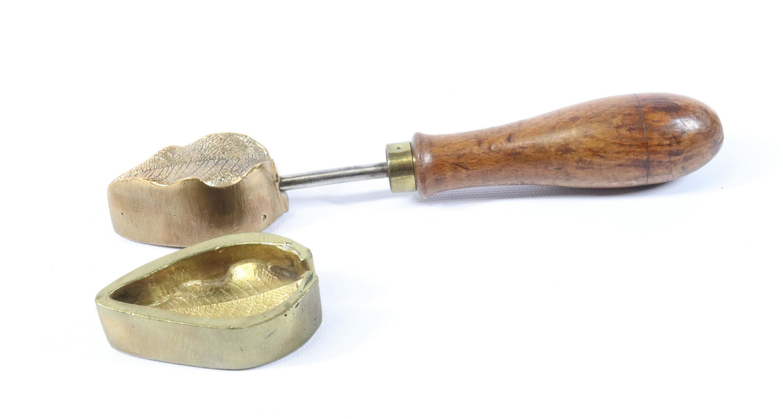 Brass Flower Iron (1 of 2)