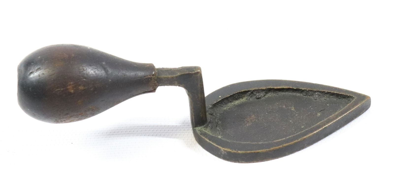 Sm Size Cast Brass MEta Fuel Iron (1 of 3)