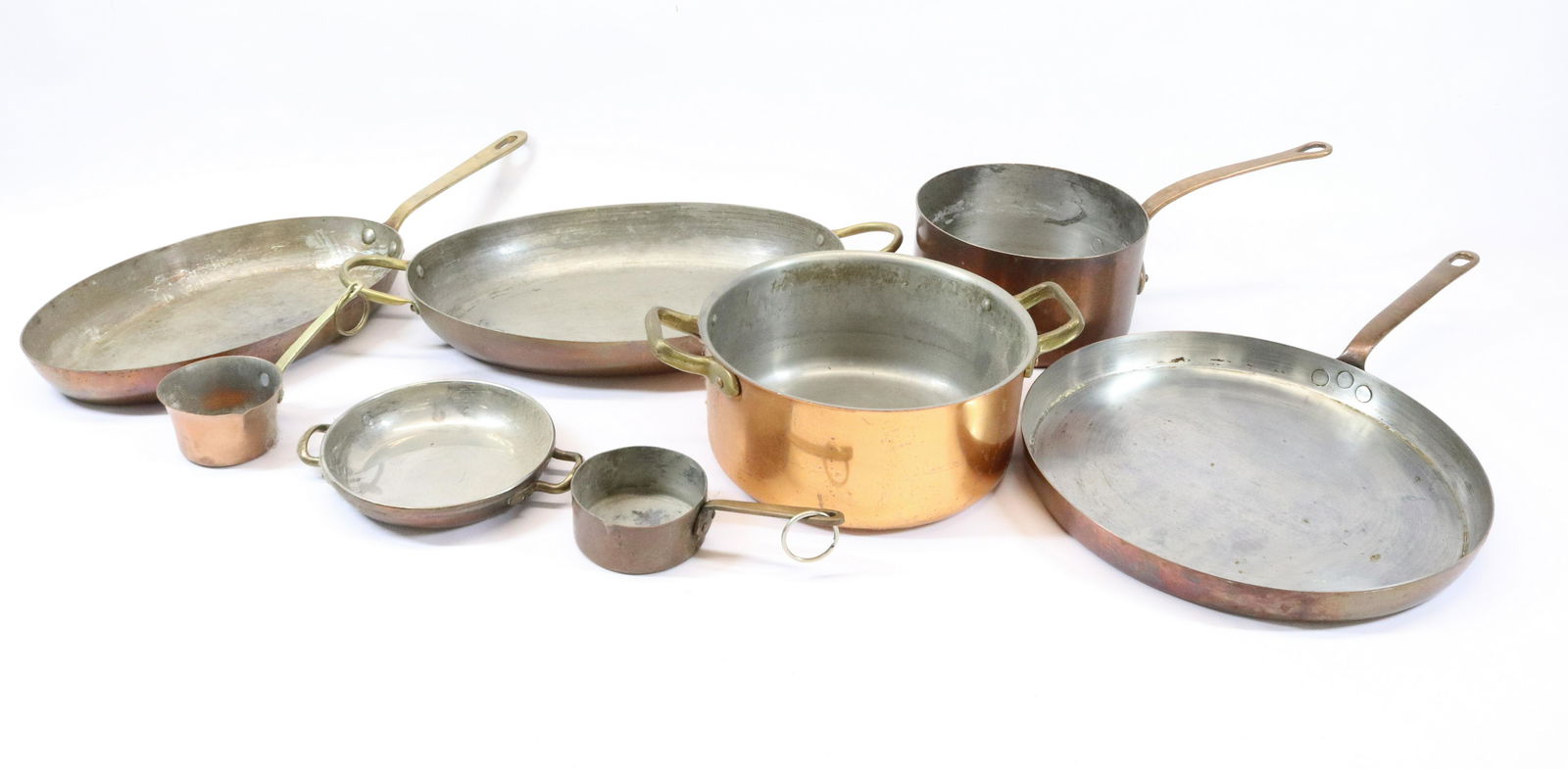 VINTAGE COPPER POT LOT (1 of 6)