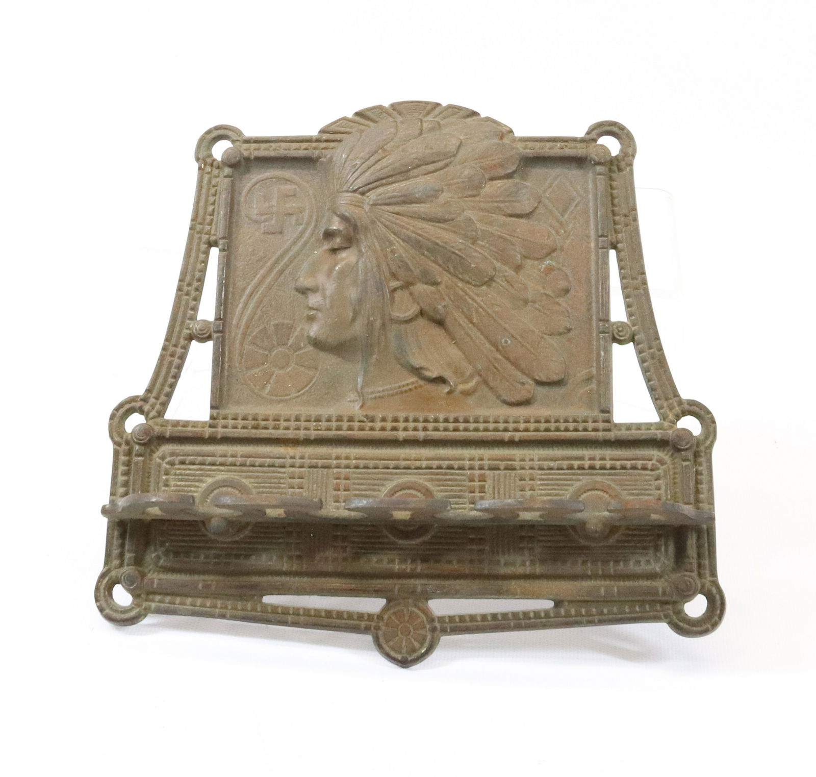 CAST IRON NATIVE AMERICAN PIPE HOLDER (1 of 3)