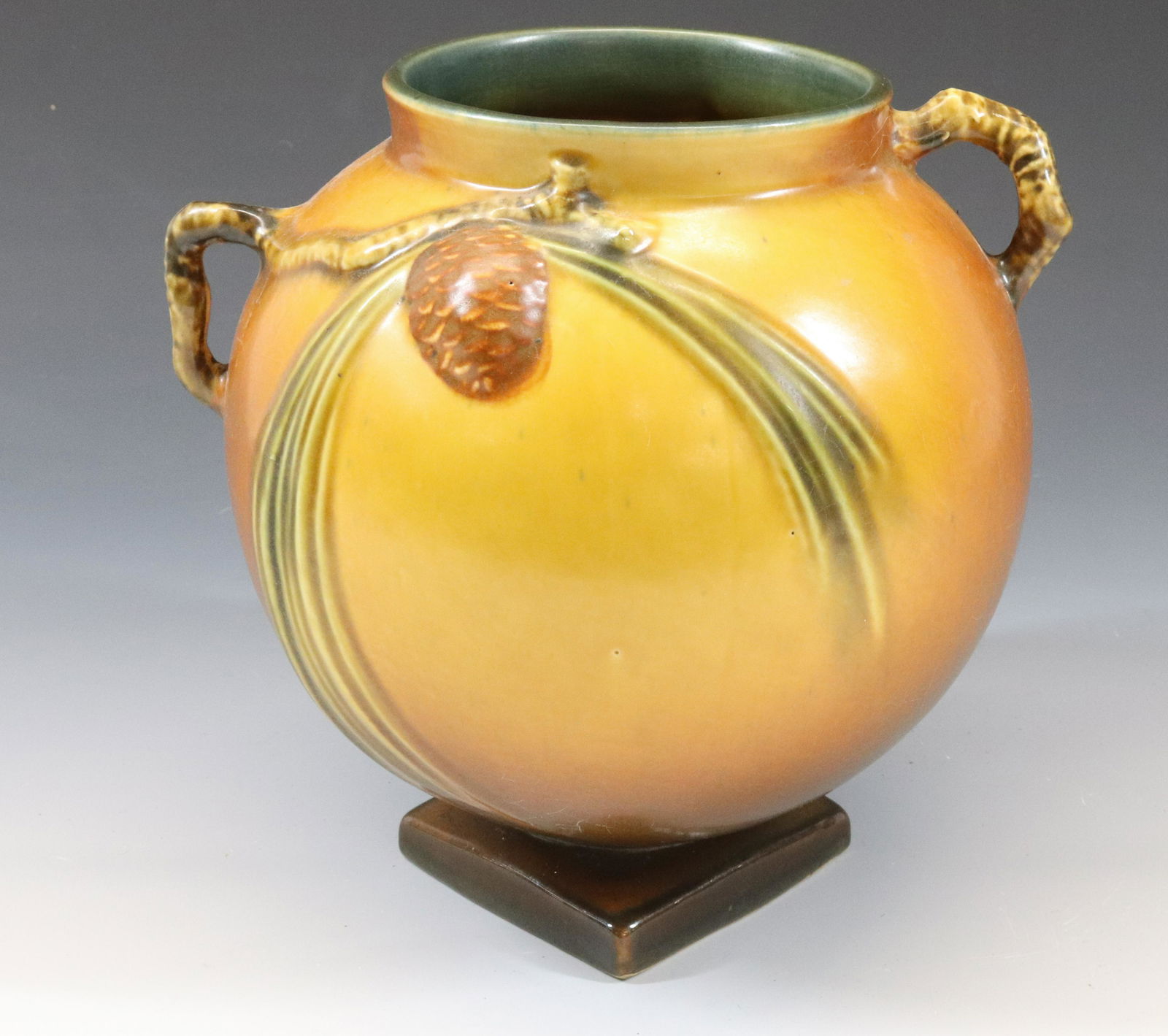 ROSEVILLE PINECONE VASE (1 of 3)