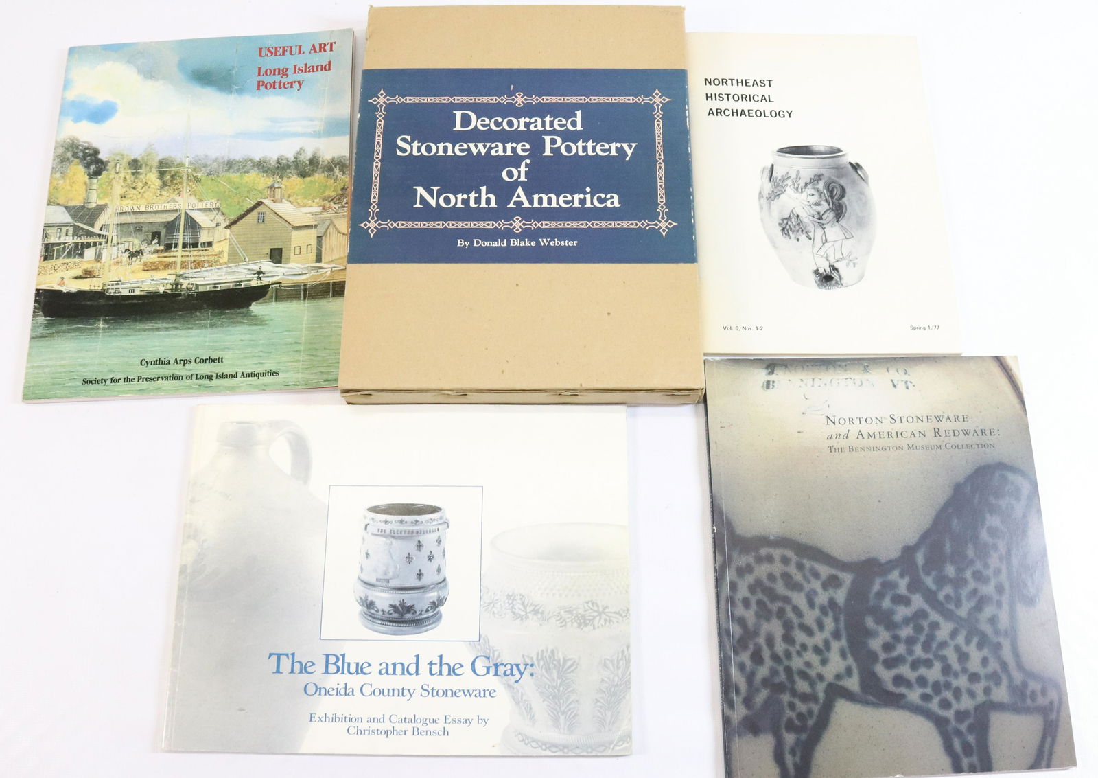 GROUP LOT OF (5) REFERENCE BOOKS (1 of 1)