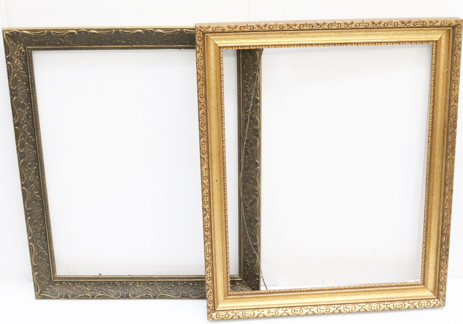 PR. OF ANTIQUE FRAMES (1 of 3)